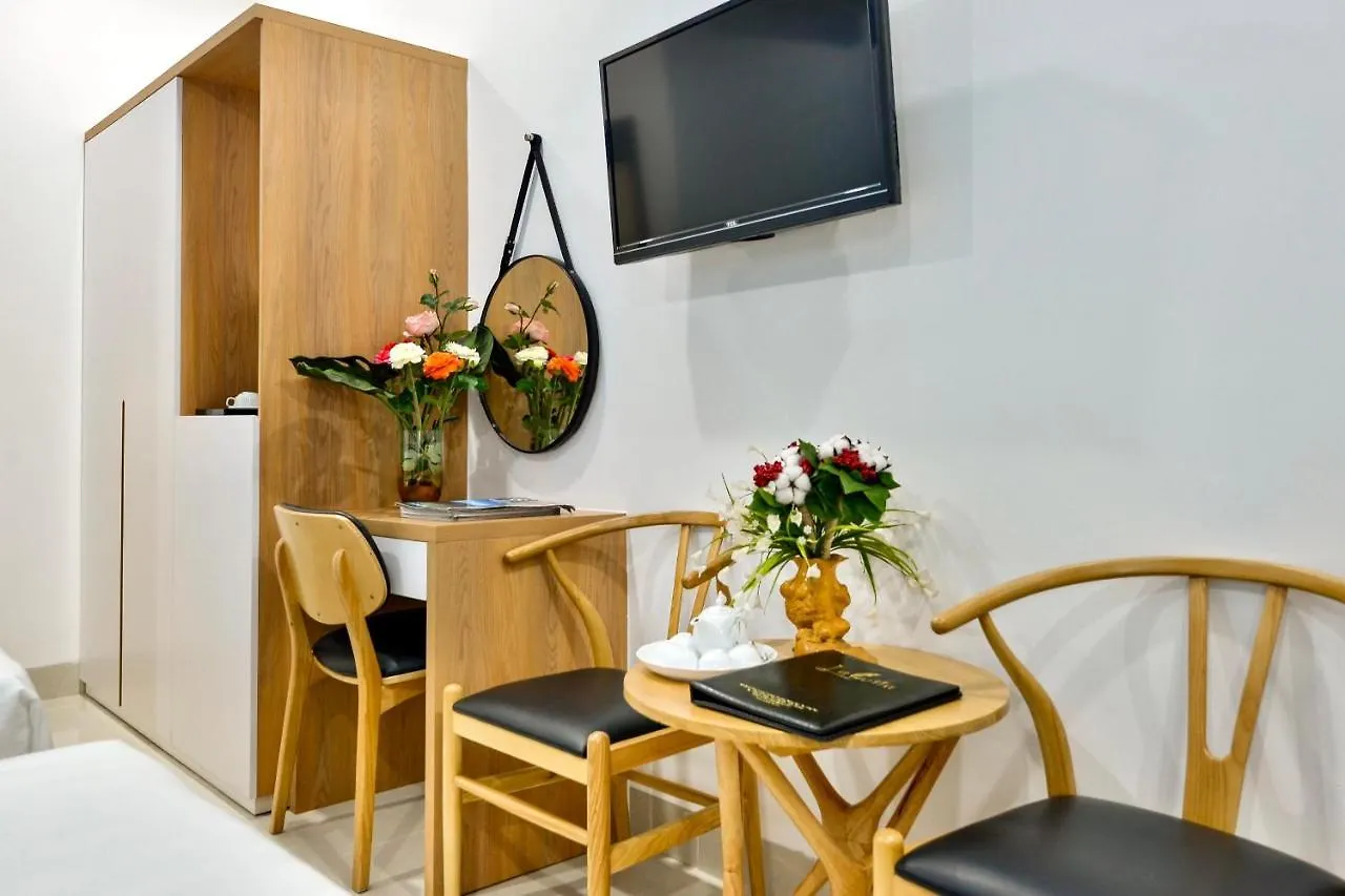 La Vita Hotel Vung Tau 2*,